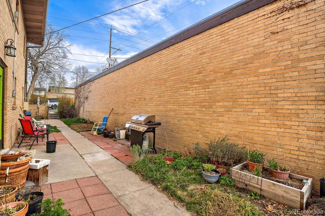 422 S clarkson 4, Denver, CO 80209