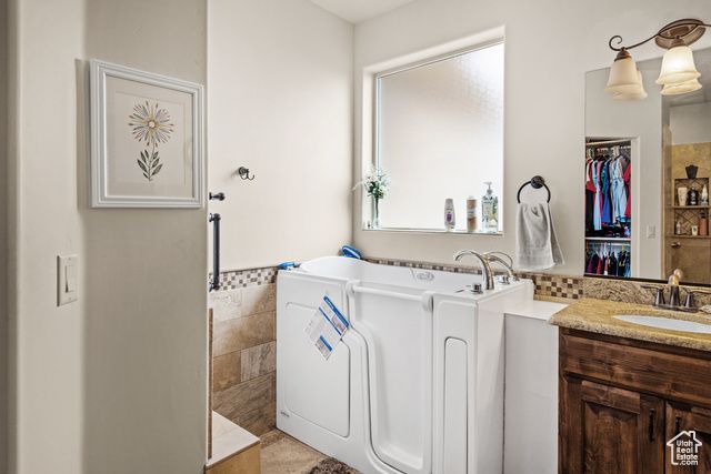 2701 BELLA SOL DR, Santa Clara, UT 84765