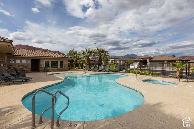 2701 BELLA SOL DR, Santa Clara, UT 84765