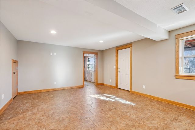 1338 Parkwood Drive SE, Cedar Rapids, IA 52403