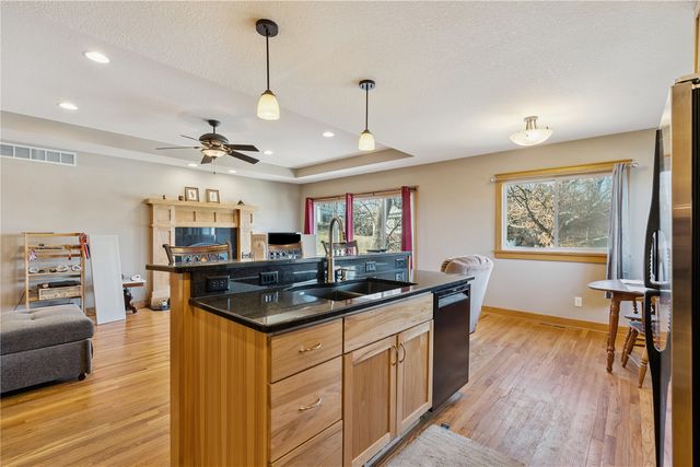 1338 Parkwood Drive SE, Cedar Rapids, IA 52403