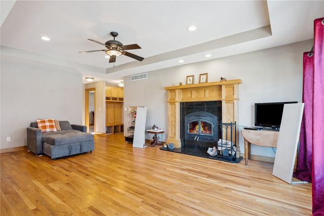 1338 Parkwood Drive SE, Cedar Rapids, IA 52403