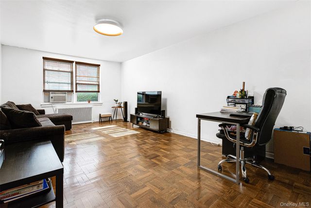 102-55 67th Drive 1J, Forest Hills, NY 11375