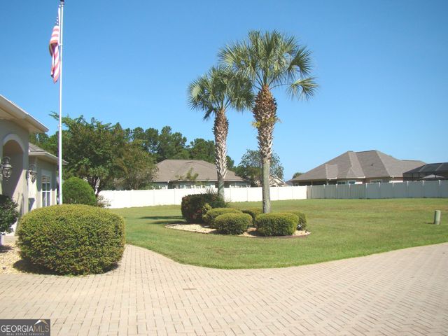 18 Retreat Circle, Brunswick, GA 31525