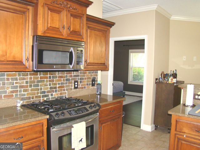 18 Retreat Circle, Brunswick, GA 31525