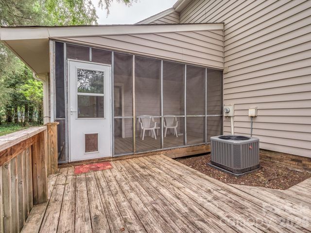 11707 Park Road, Charlotte, NC 28226