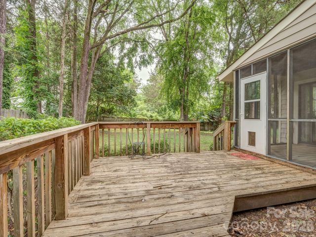 11707 Park Road, Charlotte, NC 28226
