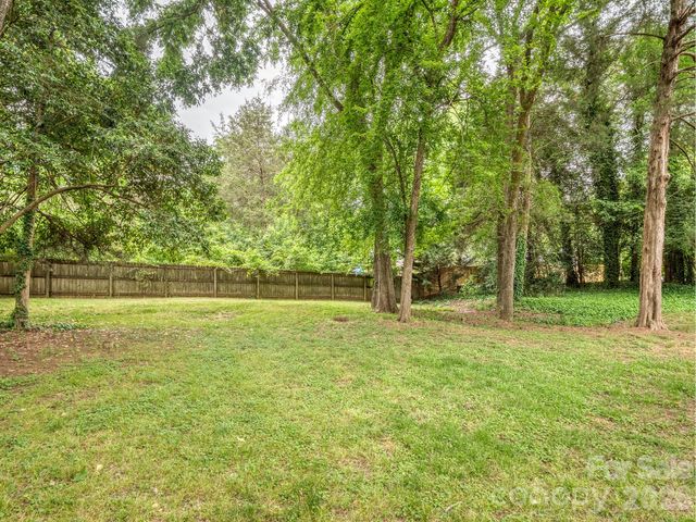 11707 Park Road, Charlotte, NC 28226