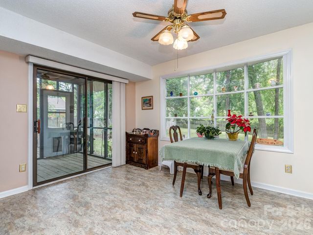 11707 Park Road, Charlotte, NC 28226