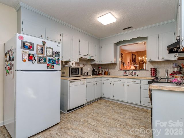 11707 Park Road, Charlotte, NC 28226