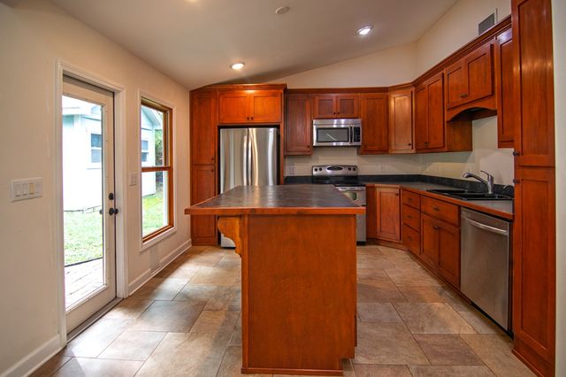 470 Hamilton Mulberry Grove Road, Cataula, GA 31804