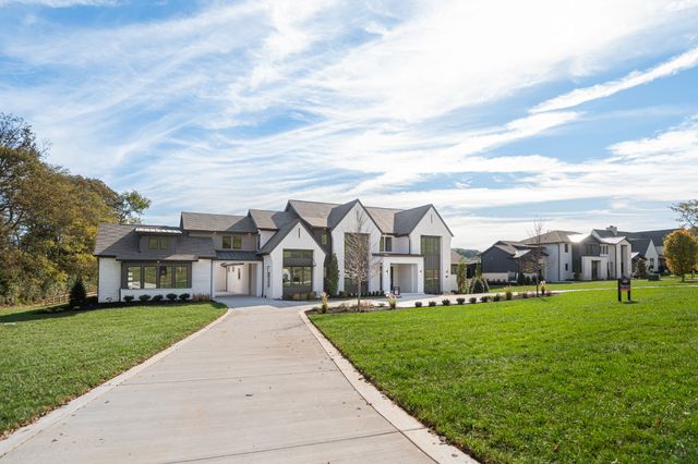 1760 Dean Rd, Thompsons Station, TN 37179