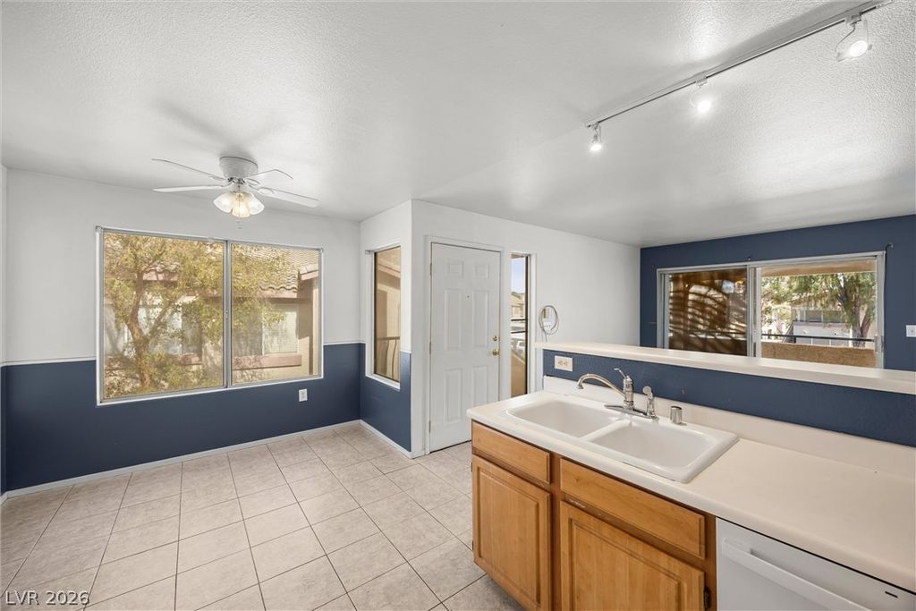 5710 East Tropicana Avenue 2234, Las Vegas, NV 89122 — photo 3