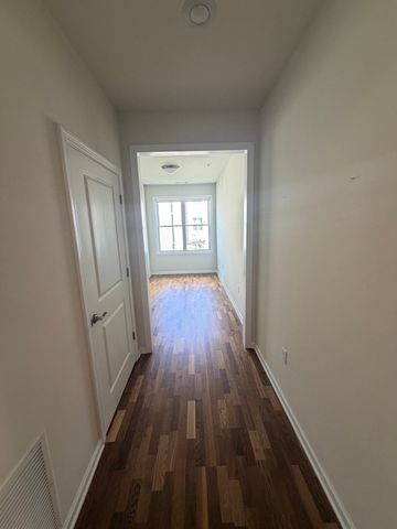 70 Trotter Rd 306, Weymouth, MA 02190