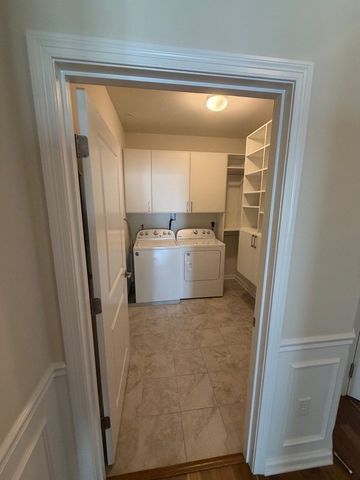 70 Trotter Rd 306, Weymouth, MA 02190