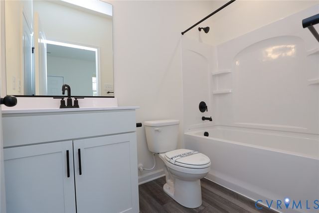 16325 Alexandria Ct, Moseley, VA 23832