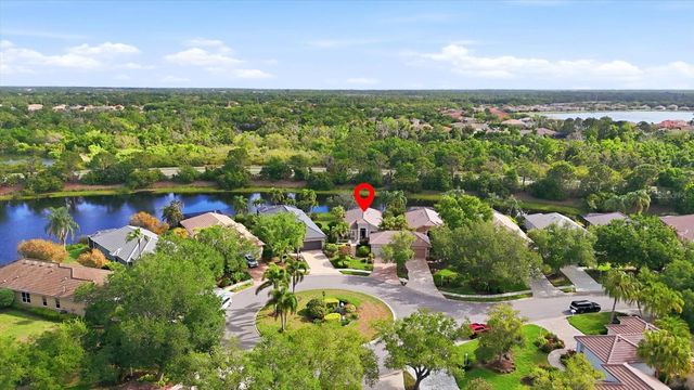 7119 KENSINGTON COURT, University Park, FL 34201