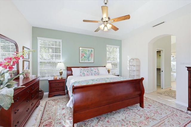 7119 KENSINGTON COURT, University Park, FL 34201