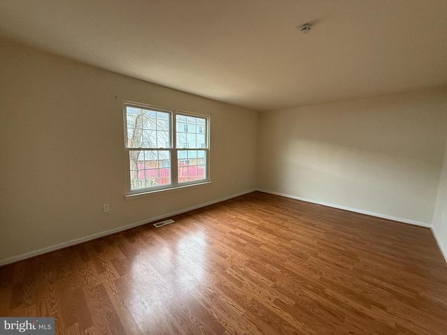 3635 MCDOWELL CT, Dumfries, VA 22026