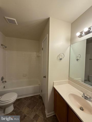 3635 MCDOWELL CT, Dumfries, VA 22026