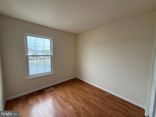 3635 MCDOWELL CT, Dumfries, VA 22026