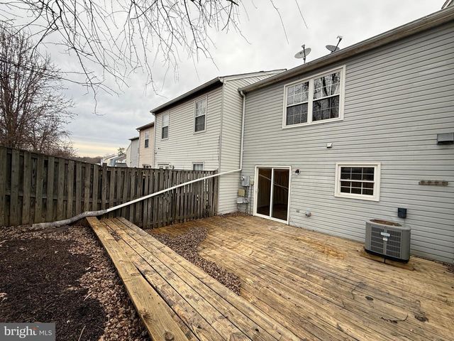 3635 MCDOWELL CT, Dumfries, VA 22026