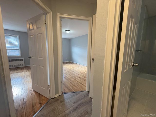 742 E 58th Street Apt 1, Brooklyn, NY 11234