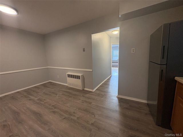 742 E 58th Street Apt 1, Brooklyn, NY 11234
