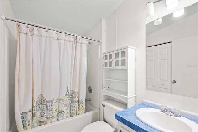 3210 HICKORY DRIVE, Wesley Chapel, FL 33543