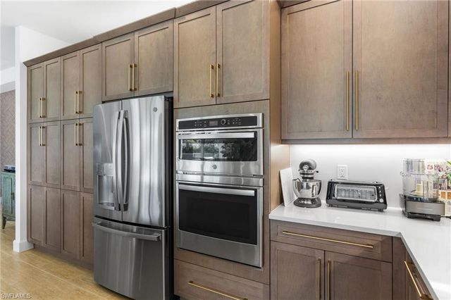 12165 Eucalyptus WAY, Naples, FL 34120