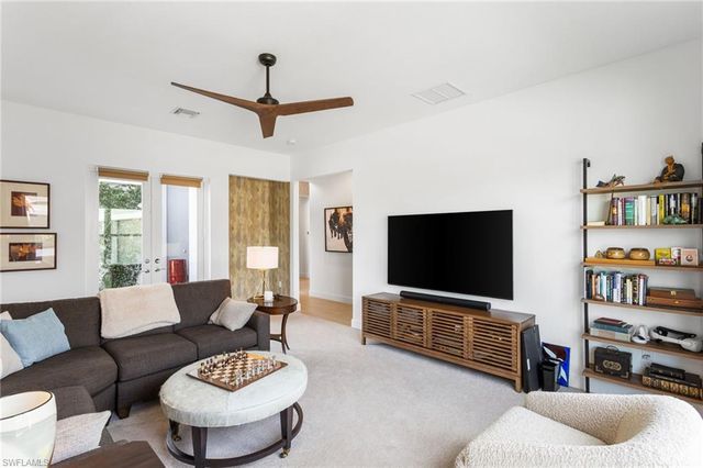 12165 Eucalyptus WAY, Naples, FL 34120