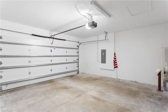 12165 Eucalyptus WAY, Naples, FL 34120