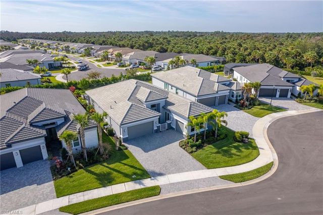 12165 Eucalyptus WAY, Naples, FL 34120