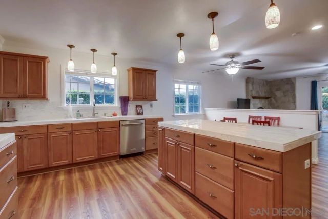 10520 El Nopal, Santee, CA 92071