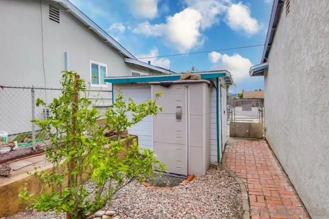 10520 El Nopal, Santee, CA 92071