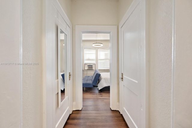 126 Mendoza Ave 5, Coral Gables, FL 33134