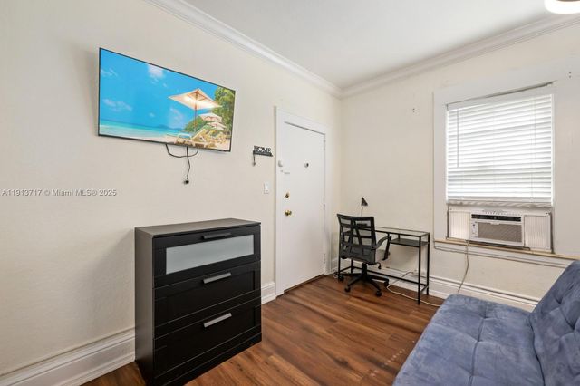 126 Mendoza Ave 5, Coral Gables, FL 33134