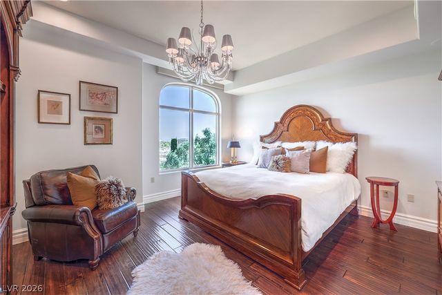 9101 Alta Drive 12, Las Vegas, NV 89145