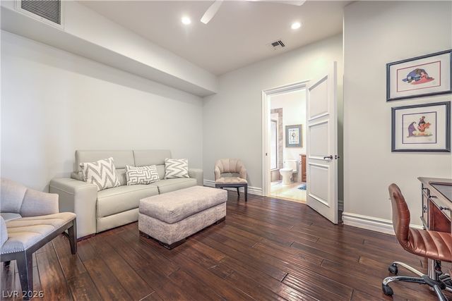 9101 Alta Drive 12, Las Vegas, NV 89145