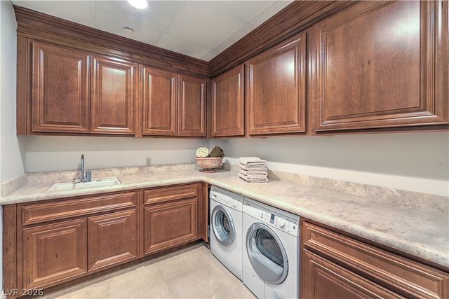 9101 Alta Drive 12, Las Vegas, NV 89145