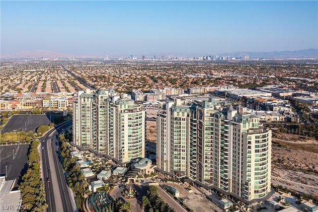 9101 Alta Drive 12, Las Vegas, NV 89145