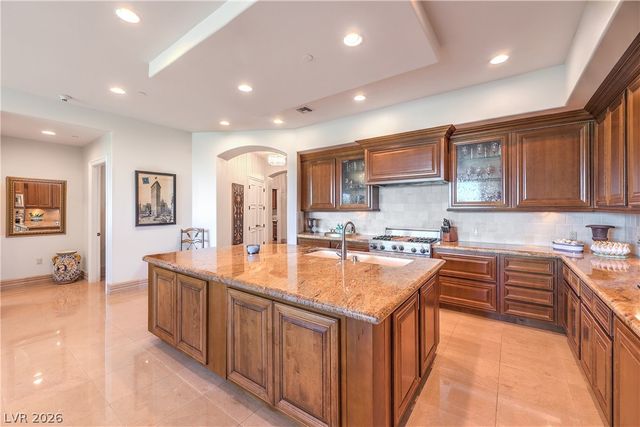 9101 Alta Drive 12, Las Vegas, NV 89145