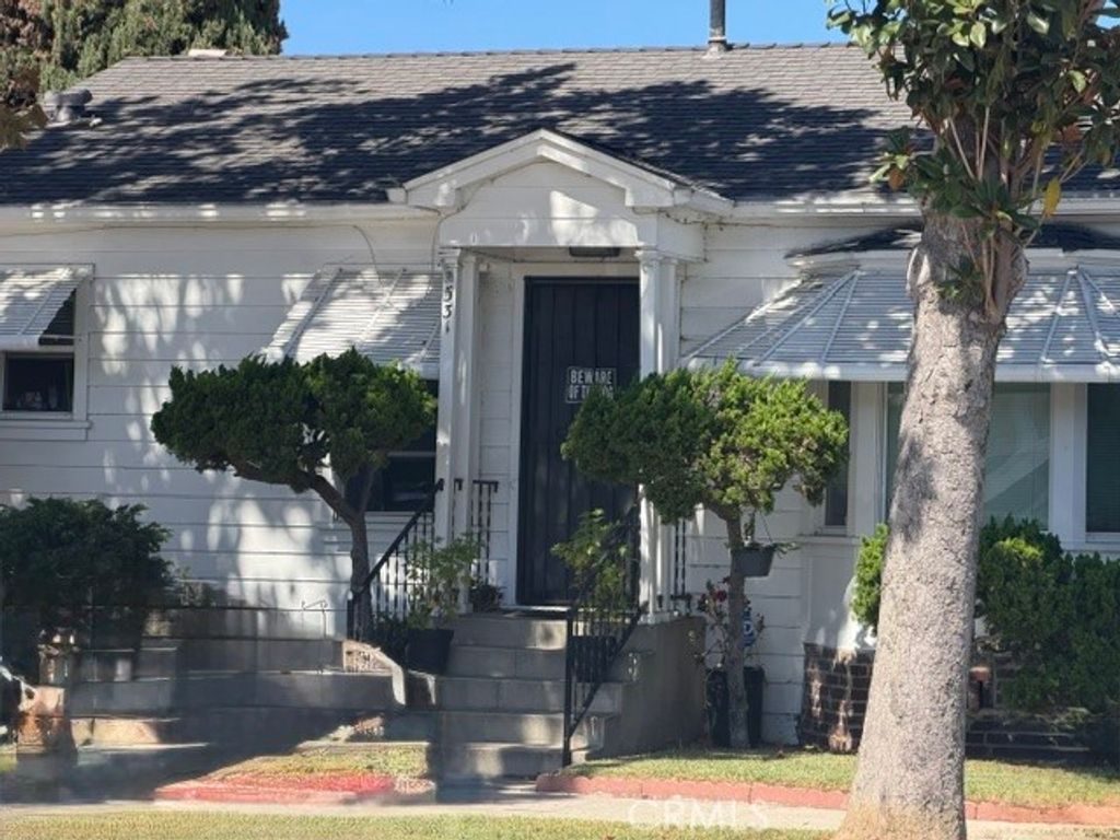 531 W Denni, Wilmington, CA 90744 — photo 2