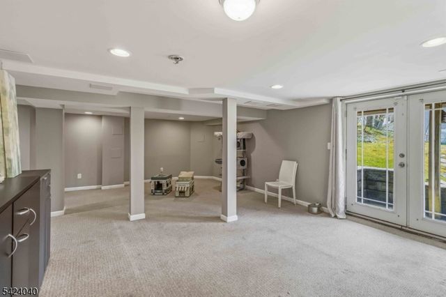 56 Minnisink Rd, Jefferson Twp., NJ 07849