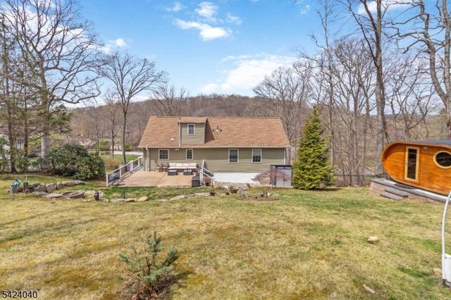 56 Minnisink Rd, Jefferson Twp., NJ 07849