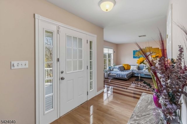 56 Minnisink Rd, Jefferson Twp., NJ 07849