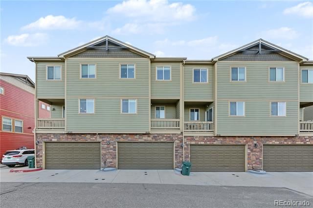 1818 Aspen Meadows Circle, Denver, CO 80260