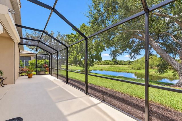 5113 FLAGSTONE DRIVE, Sarasota, FL 34238