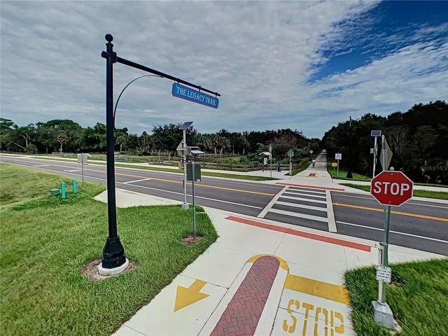 5113 FLAGSTONE DRIVE, Sarasota, FL 34238