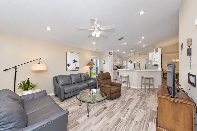 5113 FLAGSTONE DRIVE, Sarasota, FL 34238